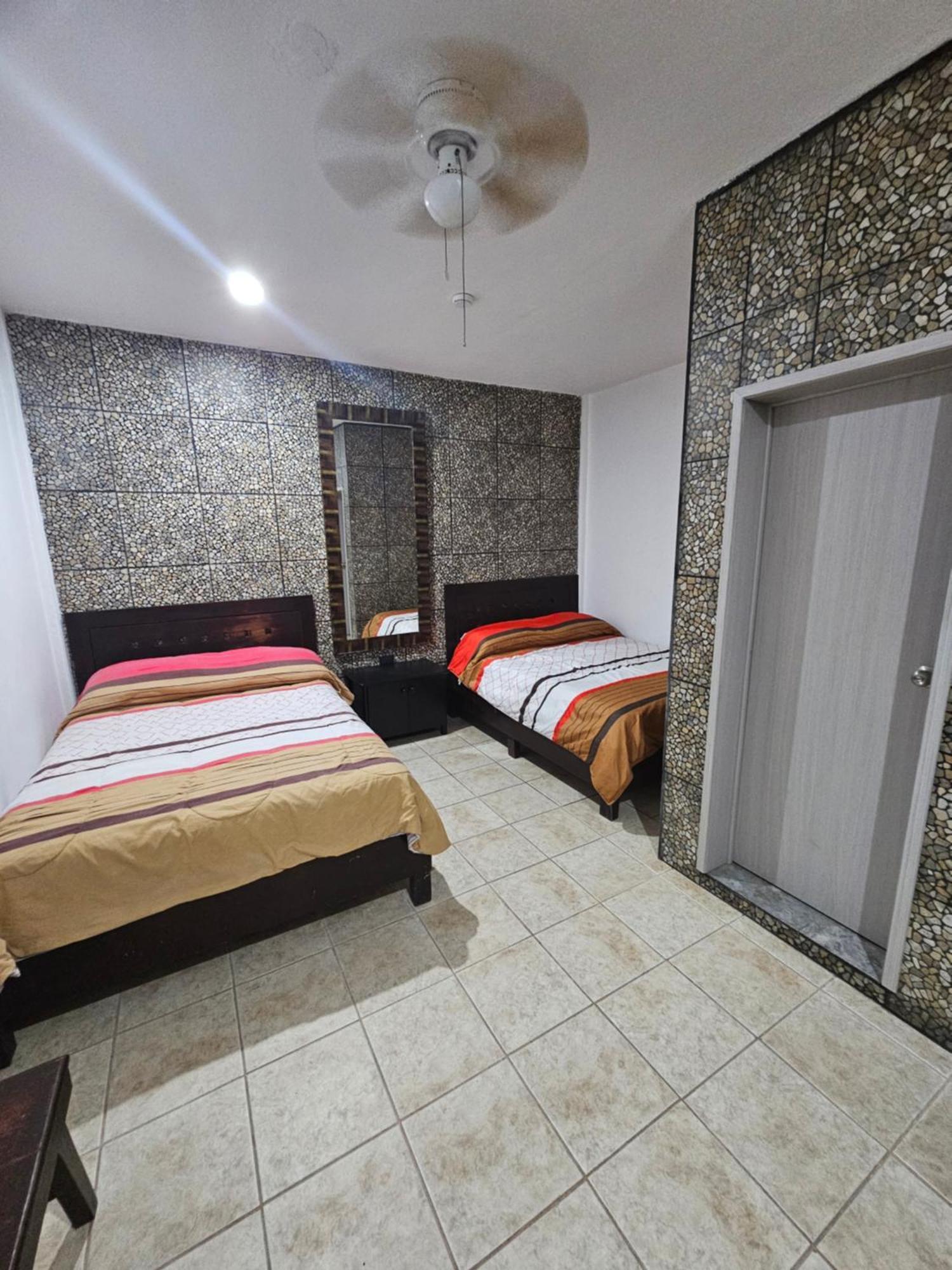 Hotel Posada Marcas Канкун Екстериор снимка
